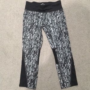 Nike leggings